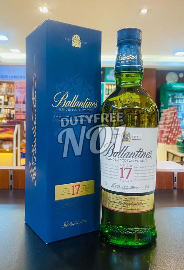 Ballantine's 17 Year Old (75cl)