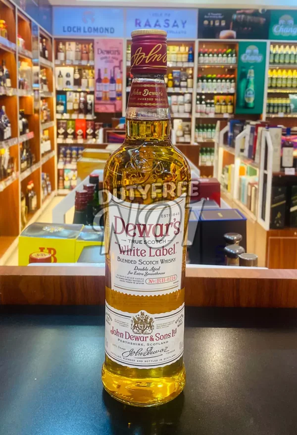 Dewar's White Label (75cl) - Image 3
